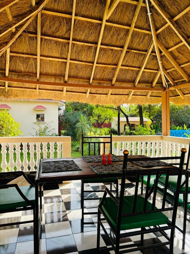 Heda House Bed & Breakfast Sanyang Exterior foto